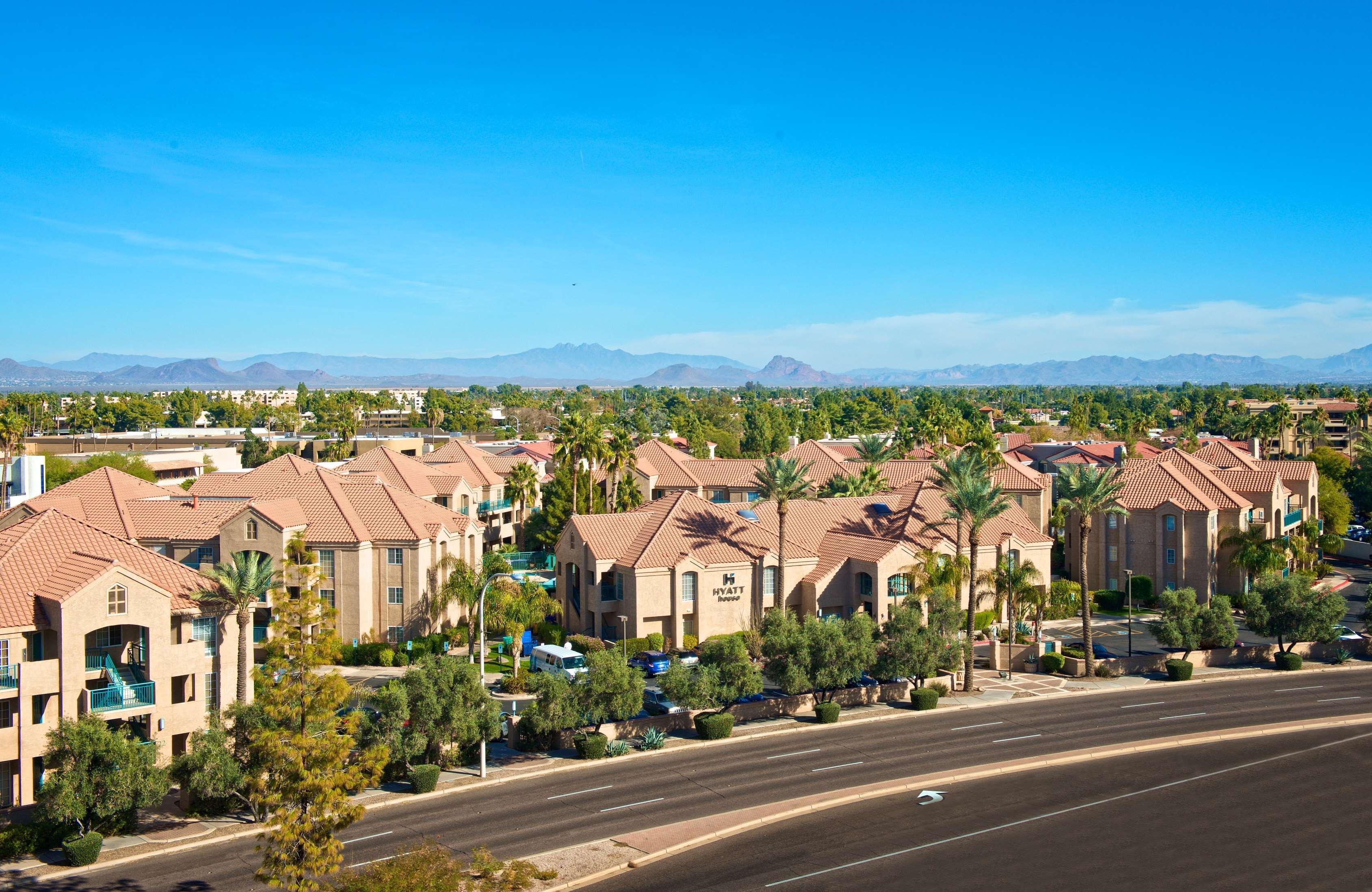 Hyatt House Scottsdale Old Town Hotel Exterior photo